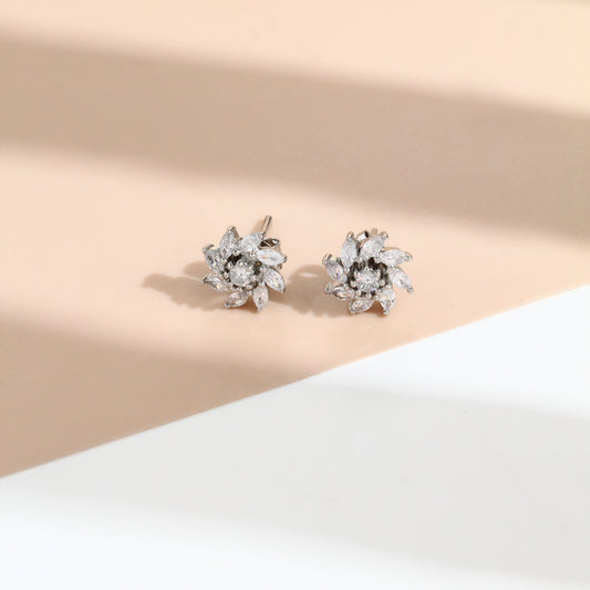 925 Sterling Silver Floral Sparkle Stud Earrings